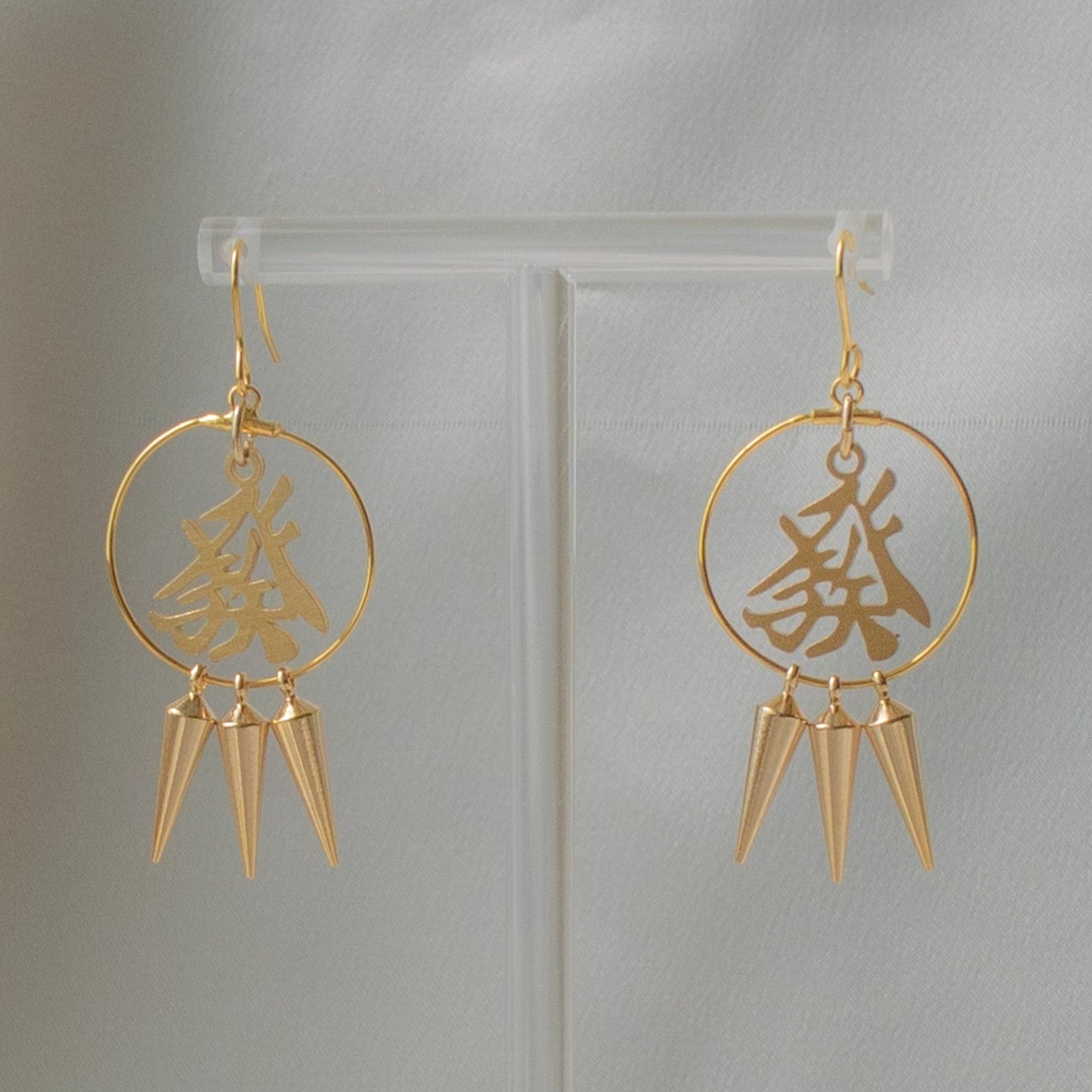 hatsu studs earrings