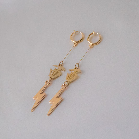 西 雷 earrings