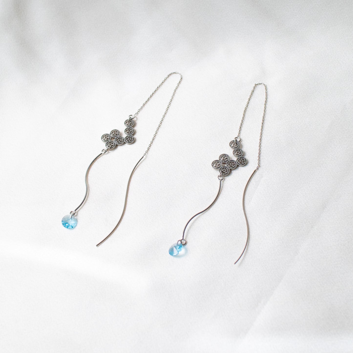 7-dots crystal earrings